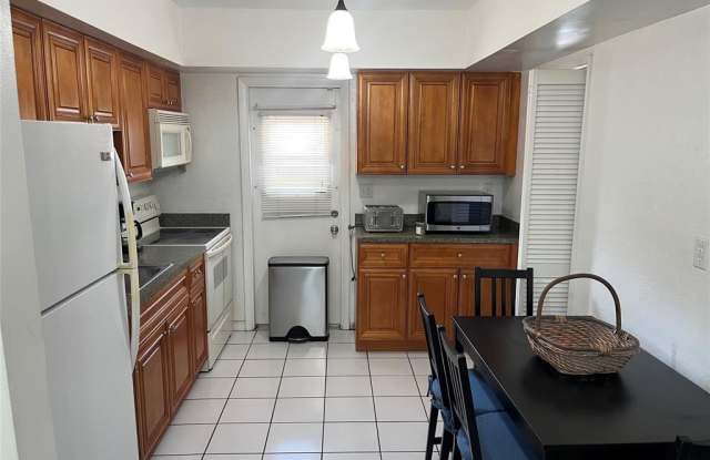 222 NE 23rd Ave photos photos