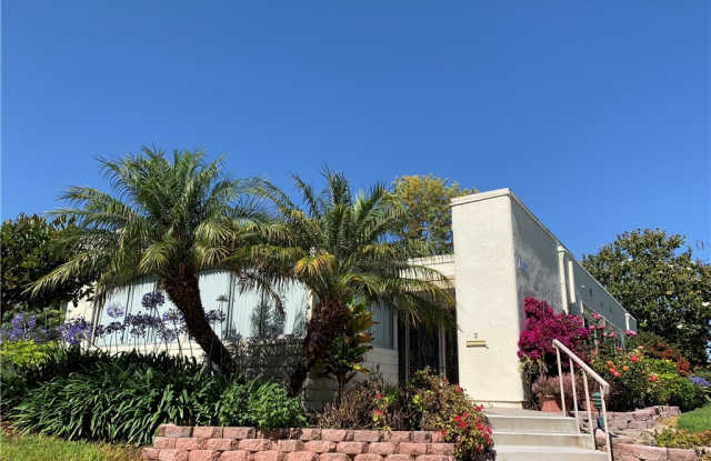 2159 Via Mariposa West Gallery 3