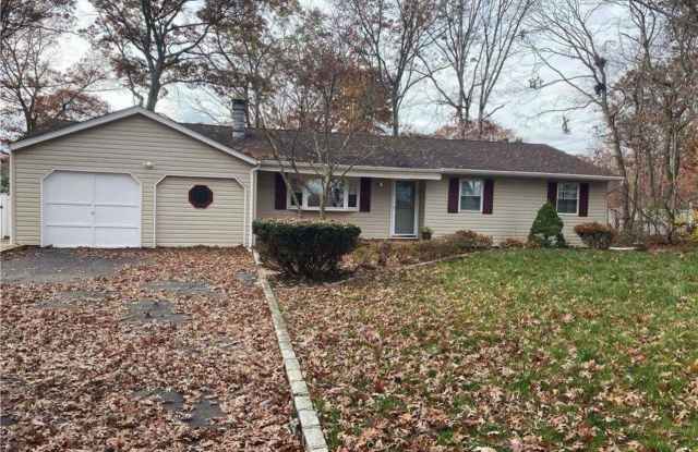 524 Bicycle Path - 524 North Bicycle Path, Terryville, NY 11776