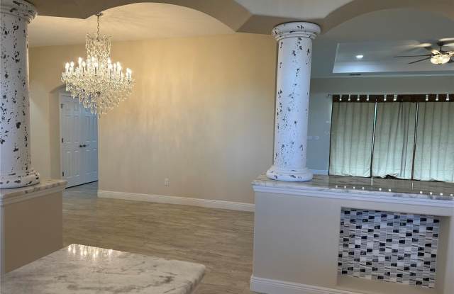 5780 N LENA Drive Gallery 4
