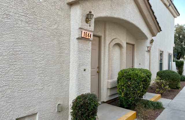 BEAUTIFUL 2BD/2BA SOUTHEAST photos photos