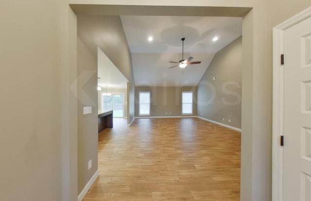 94 Old Orchard Road Gallery 2