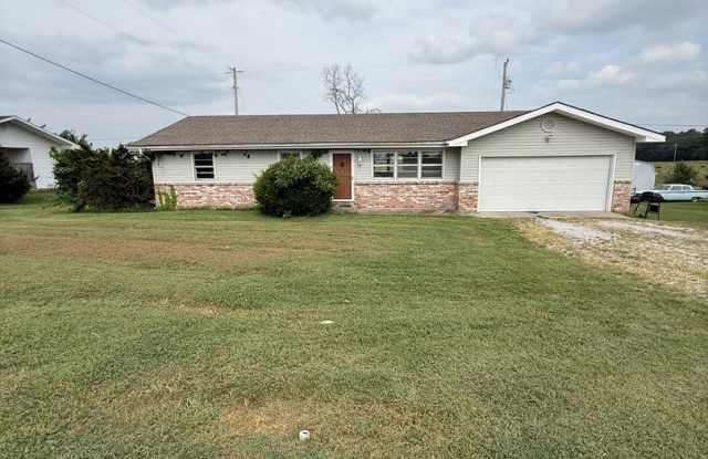 3 bedroom/2 bathroom/2 car garage house photos photos