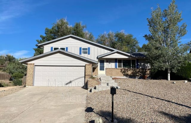 1724 Robidoux Cir photos photos