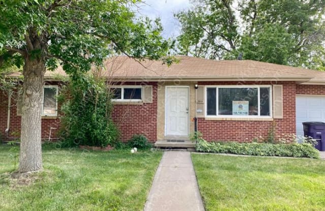2915 South Hudson Street - 2915 South Hudson Street, Denver, CO 80222