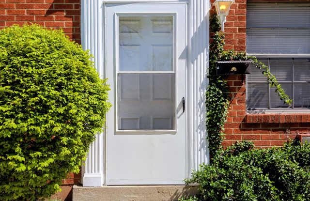 4406 A Melroy Avenue Gallery 3