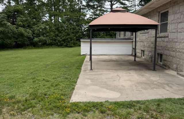 1048 Shuping Mill Road, 4br 2ba house, Quiet Country Setting - $1695 Gallery 4