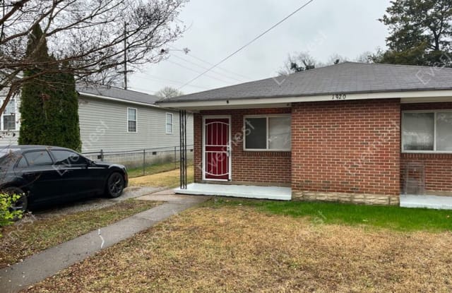 1920 Robbins - 1920 Robbins Street, Chattanooga, TN 37404