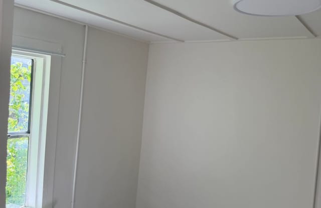 112 S Oleary Gallery 1