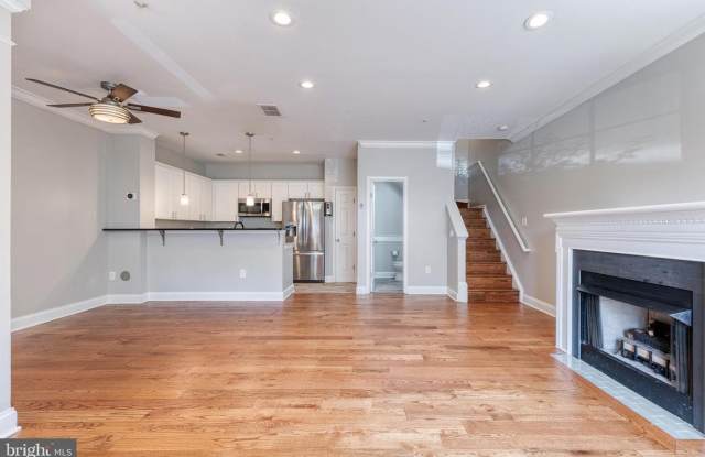 3bd 2.5bth townhome in the highly sought after Piney Orchard community in Odenton. Gallery 4