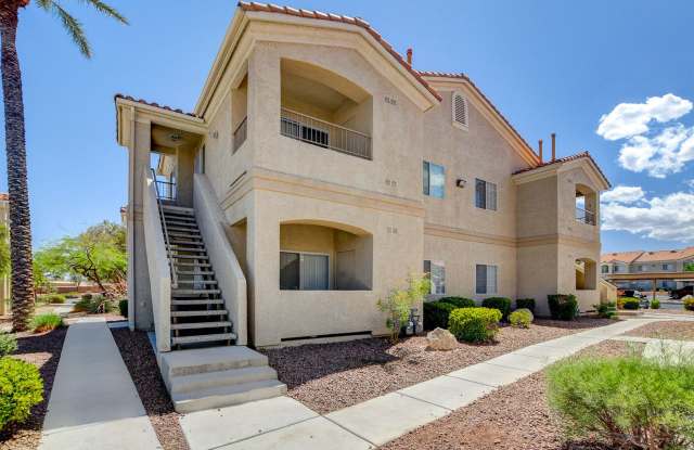 Adorable 2 Bedroom Condo photos photos