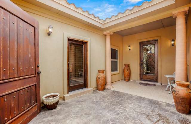3080 STORMY POINT Drive Gallery 3