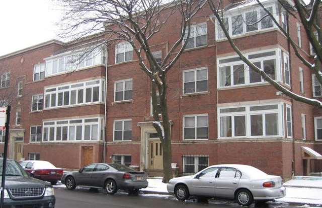 7458 North Greenview Avenue photos photos