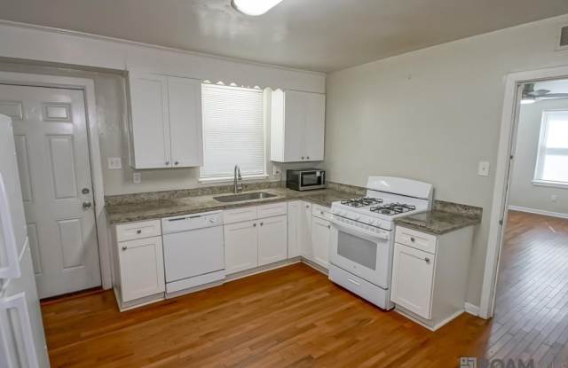 3939 Bauvais Street photos photos