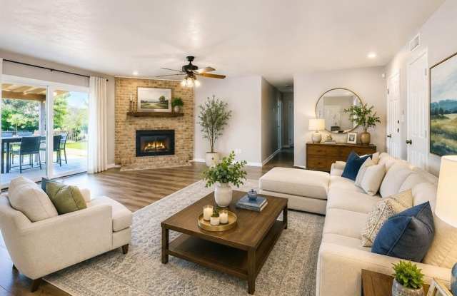 5617 Espanola Drive Gallery 2
