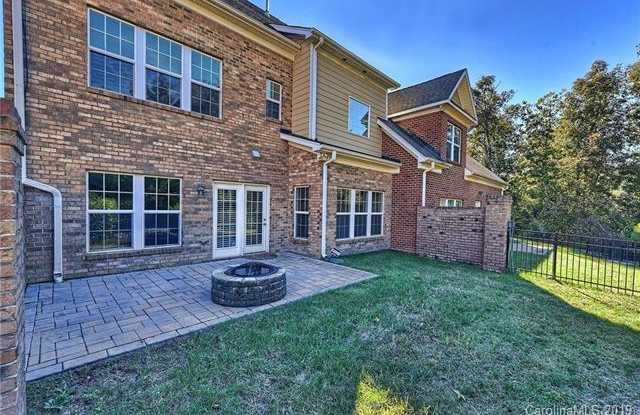 5110 Pansley Drive Gallery 2