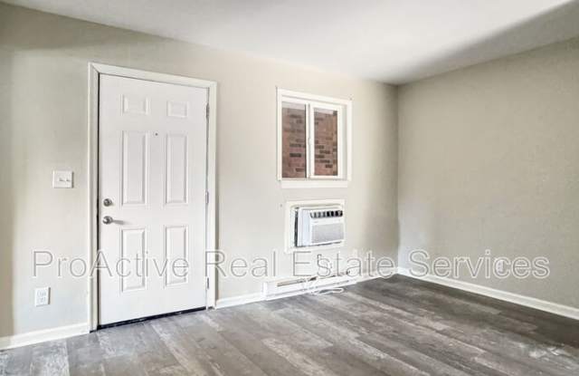 121 West 32nd Street - 7 photos photos