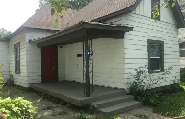 1819 Southeastern Ave Gallery 3