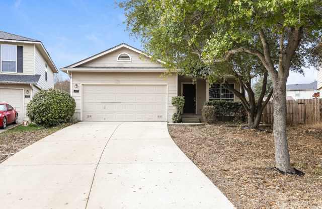 3 bedroom 2 bathroom on a culdesac located on the far westside of San Antonio - 427 Cardinal Way, Bexar County, TX 78253