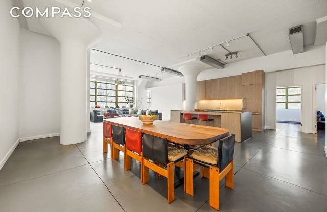 195 Hudson Street Gallery 2