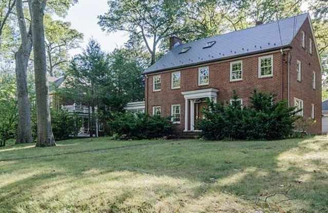 29 Gammons - 29 Gammons Road, Newton, MA 02468