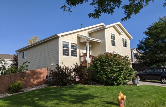2826 Fleet Dr Gallery 2