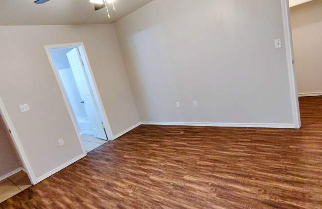 526 N Dover Gallery 4