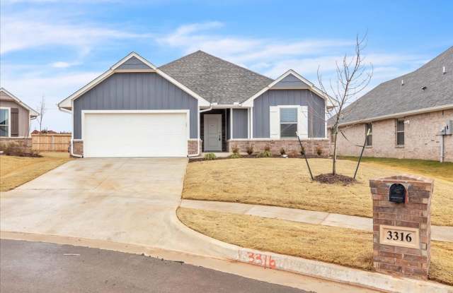 Adorable Brand New NE Edmond photos photos