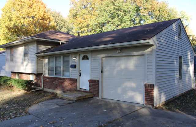 5733 Cedar Avenue - 5733 Cedar Avenue, Raytown, MO 64133