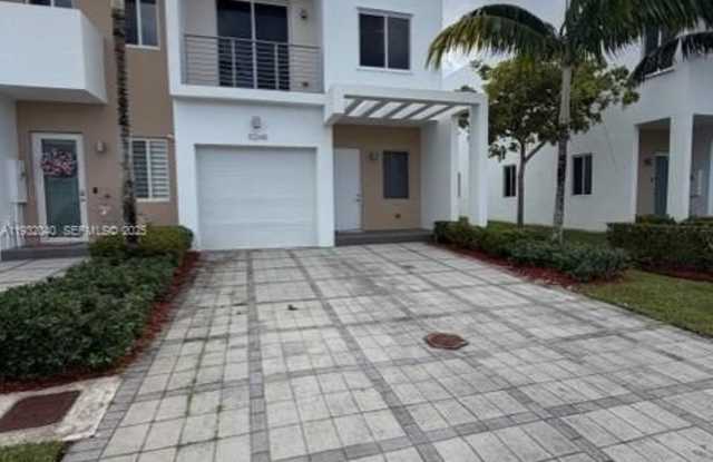 10248 NW 71st Ter photos photos 10248 NW 71st Ter photos photos