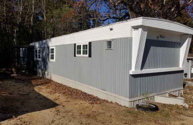 296 South Burson Avenue - 296 South Burson Avenue, Bogart, GA 30622