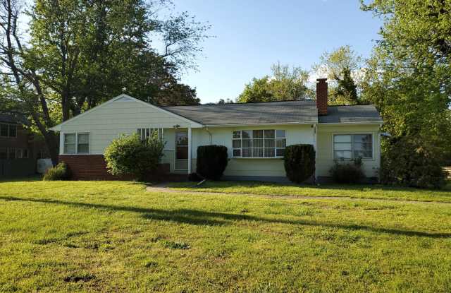 14 FRIENDSHIP ROAD W - 14 Friendship Road, Friendship, MD 20758