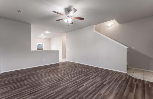 1570 Scotland Drive Gallery 3