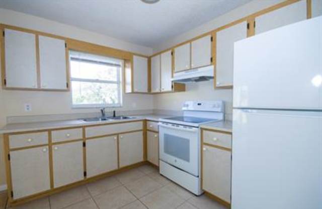 31247 Fernway Street Gallery 3