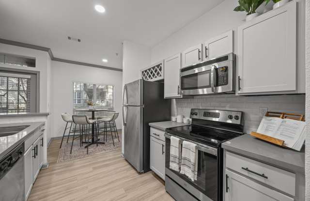 Villas at Rogers Ranch Gallery 3
