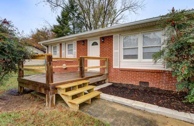 Newly Renovated 3 Bedroom Rental in Johnson City photos photos