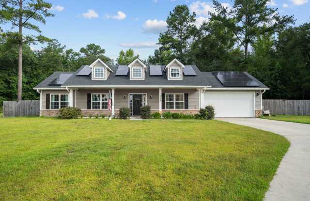 Enjoy Easy Living in This Thoughtfully Designed 3BR Home in Ludowici photos photos Enjoy Easy Living in This Thoughtfully Designed 3BR Home in Ludowici photos photos