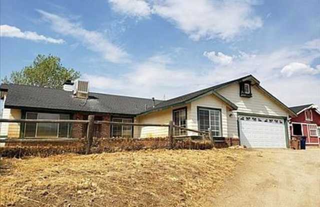 Beautiful 3/2 in Oak Knolls photos photos