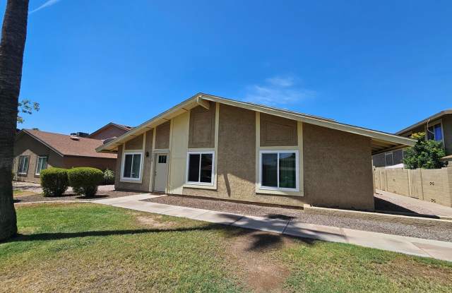 Charming 3 Bed 2 Bath Scottsdale Townhome - 1220 North 84th Place, Scottsdale, AZ 85257