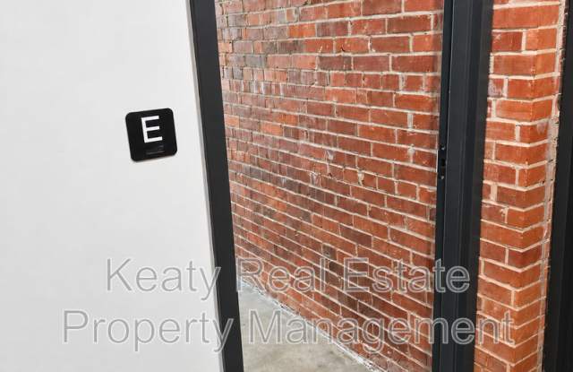 136 E Cypress St Gallery 1