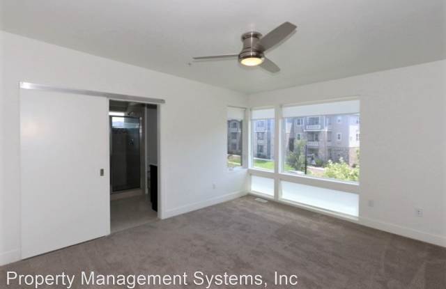 7707 Navarro View Court Gallery 4
