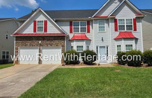 Stunning 4 bedroom, 3.5 bath home located in the desirable Villa Rica.  A MUST SEE home!!!! Gallery 3