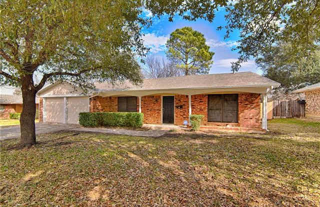 5671 Odessa Avenue - 5671 Odessa Avenue, Fort Worth, TX 76133