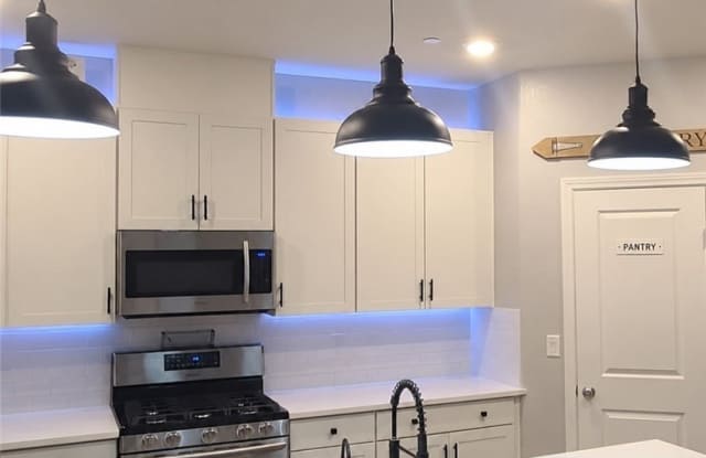 2881 Rolling Brook Place Gallery 3