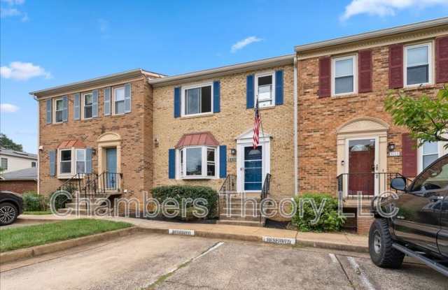 1033 N George Mason Dr. photos photos