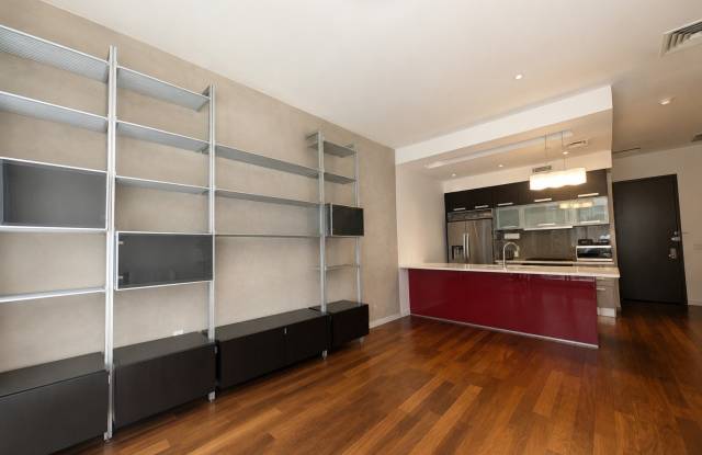 170 N 11th Street Gallery 3