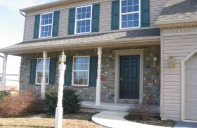 Beautiful Mountville 4 BR/2 1/2 Bath Home For Rent Gallery 3
