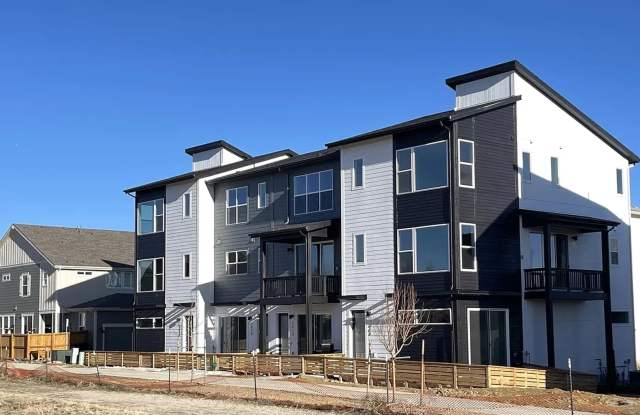 Modern 3-Bedroom Townhome with Mountain Views in Broomfield – Available June 1st! photos photos