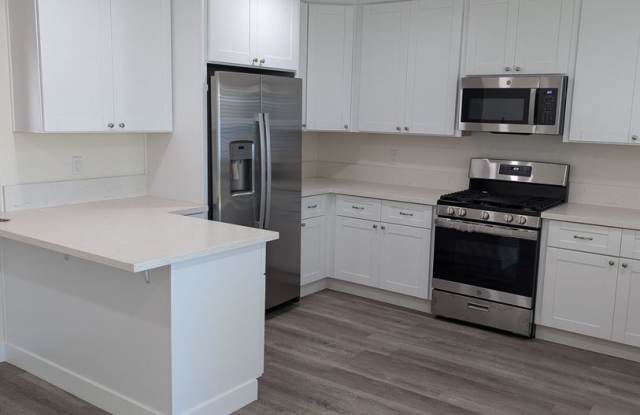 3 Bed/2 Bath 1 Story Home in Lakeside Gallery 4