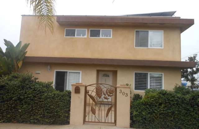 Walking distance to the beach and all that downtown Oceanside has to offer, huge primary bedroom and walk in closets photos photos